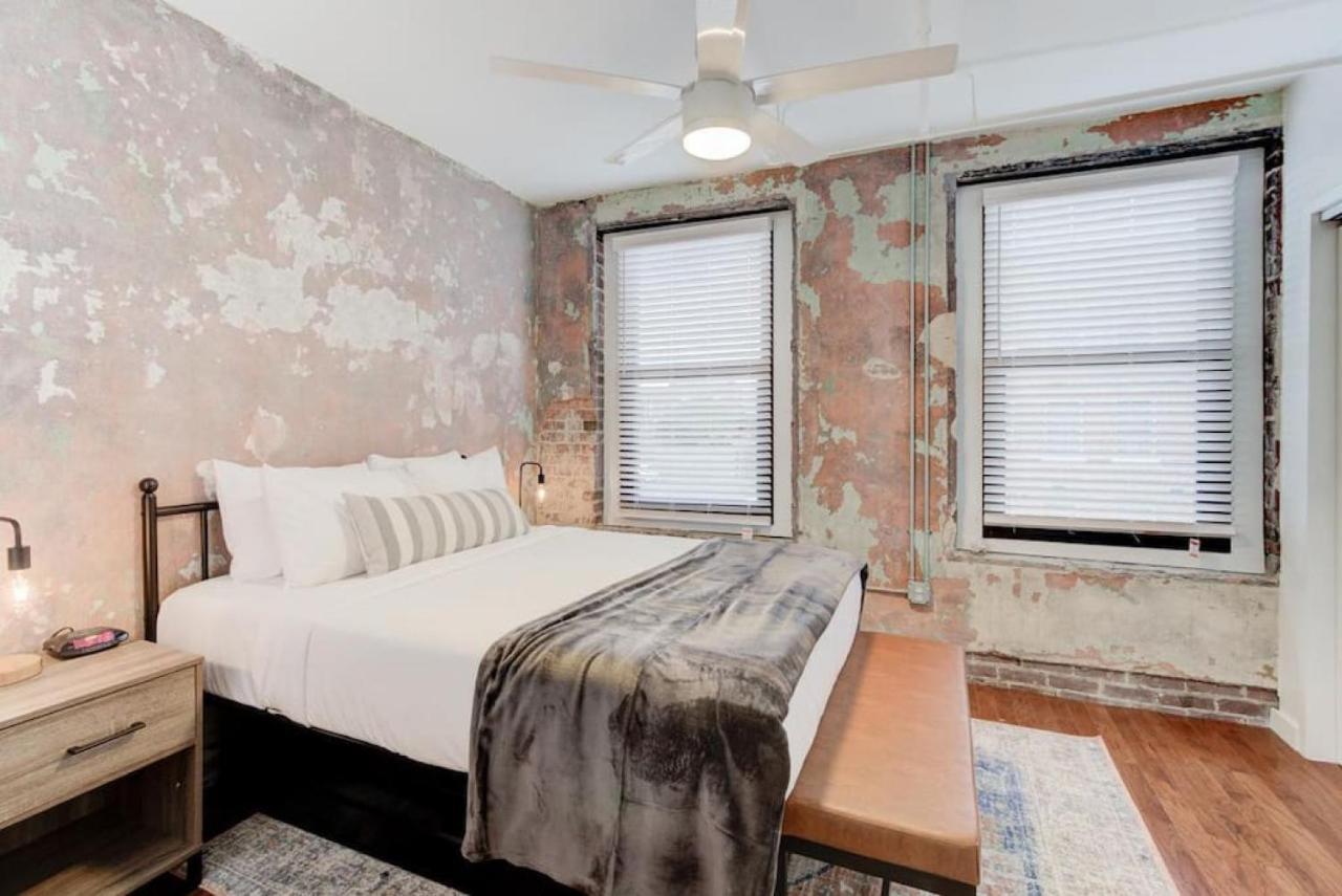 Historic Apartment In Prime Location Memphis Exteriör bild