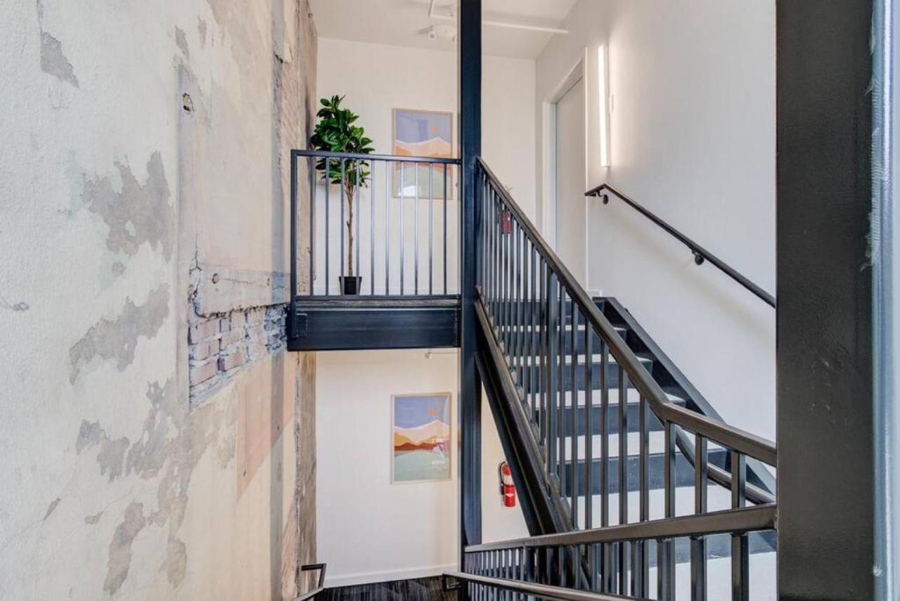 Historic Apartment In Prime Location Memphis Exteriör bild